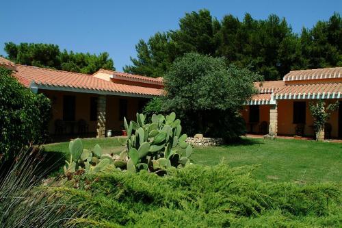 Hotel Sinis Vacanze Sa Pedrera
