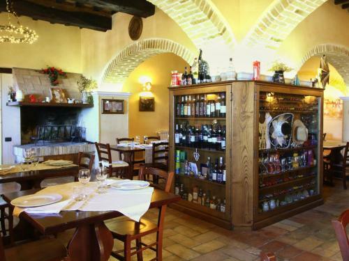 Hostal Holiday Home Marchese Gualdo Cattaneo