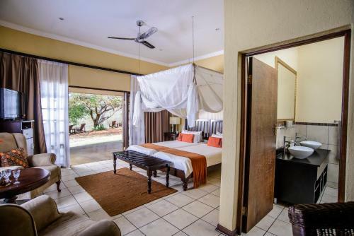 Hostal Abangane Guest Lodge