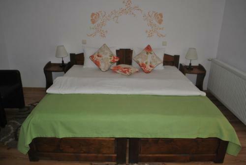 Hostal Pensiunea Lotus