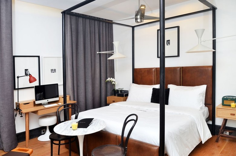 Browns Boutique Hotel & Apartments