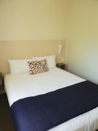 Hananui Lodge And Apartments