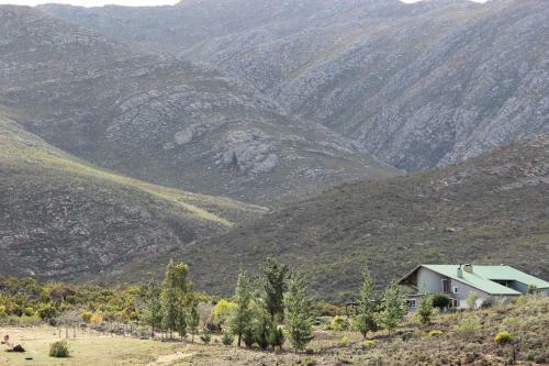 Hotel Bo Kouga Mountain Retreat
