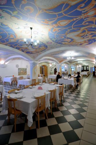 Mandrogi Hotel