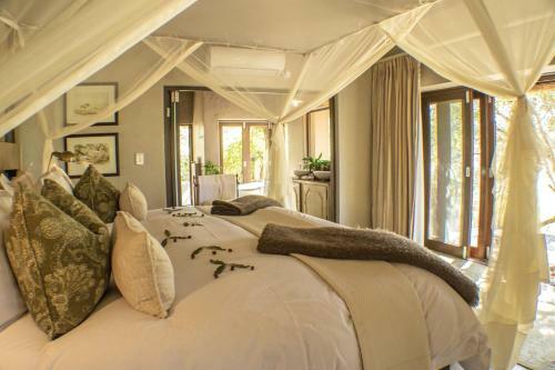 The River Lodge At Thornybush