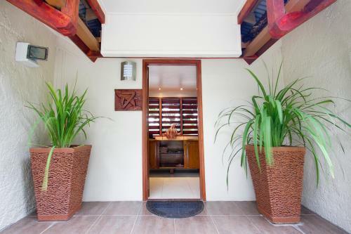 Hotel Erakor Island Resort & Spa