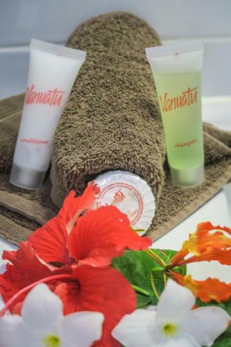 Hotel Erakor Island Resort & Spa