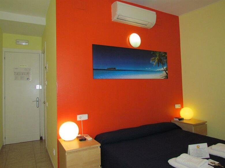 Hostal Barcelona City North