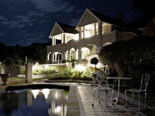 Hostal Parkes Manor