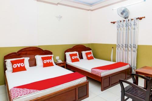 Vaccinated Staff - Oyo 971 Lam Hoang Hotel
