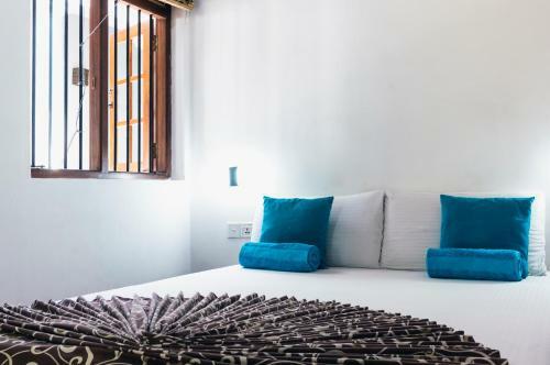 Hostel First @ Colombo Airport