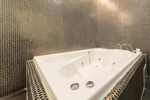 Smart Hotel Geumjeong