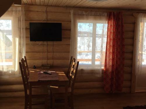 Uksovo Cottages