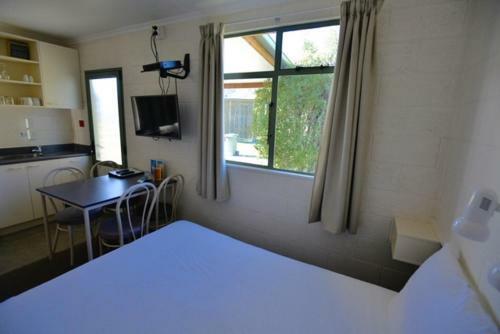 Cromwell Top 10 Holiday Park