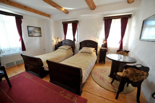 Ethno Village Stanisici & Hotel Pirg