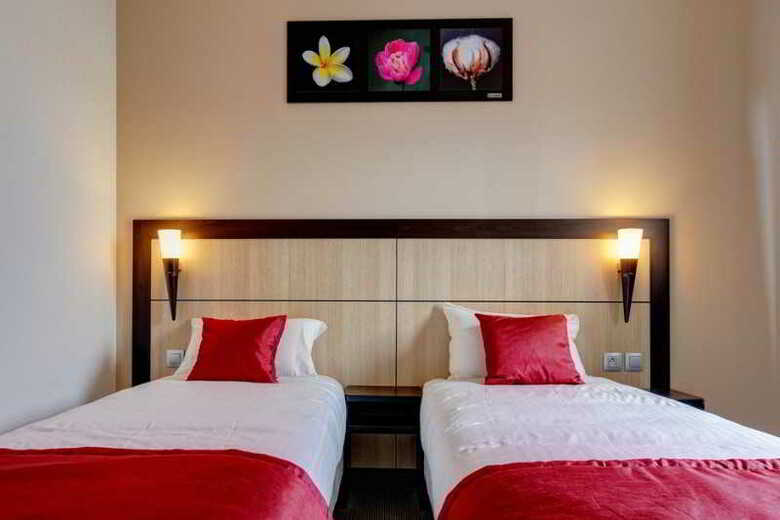 Hotel Akena City De Romilly