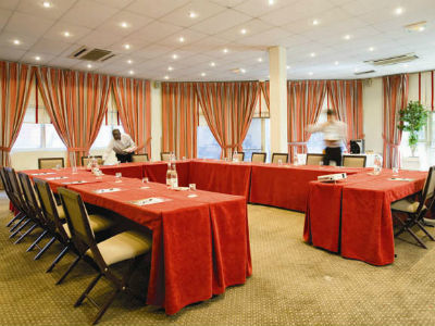 Hotel Mercure Porte De Pantin