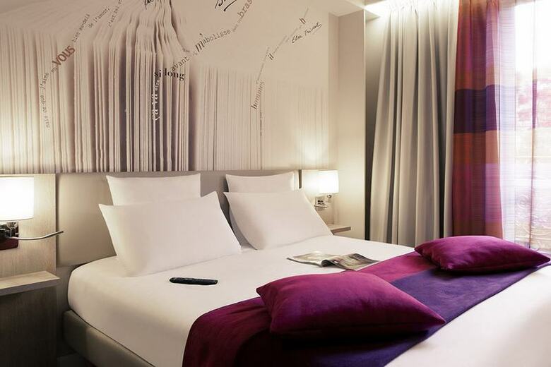 Hotel Mercure Raspail Montparnasse