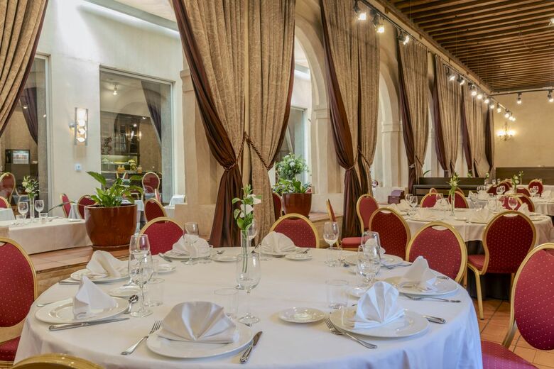 Hotel San Antonio El Real