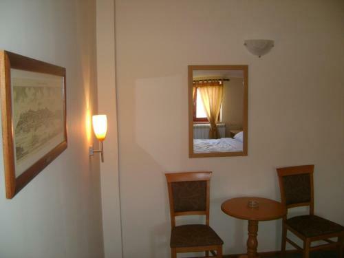 Hostal Guest Accomodation Konak