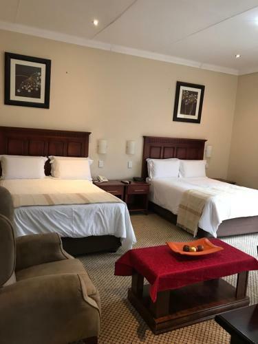 Hostal Global Village Guest House