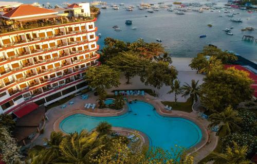 Hotel Cebu White Sands Resort And Spa