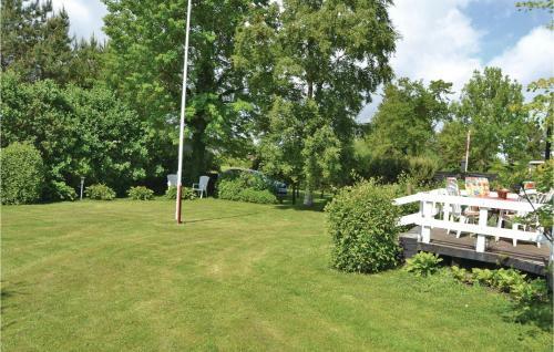 Holiday Home H�gevej Hals VI