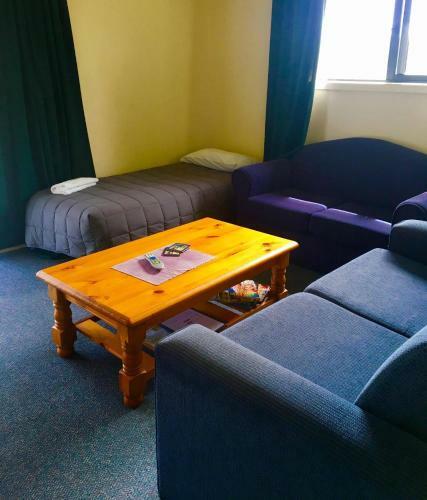 Bay Road Motels