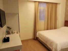 Ole Tai Sam Un Hotel