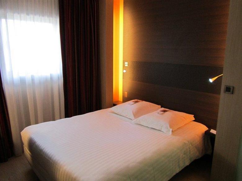 Hotel Oceania Paris Porte De Versailles