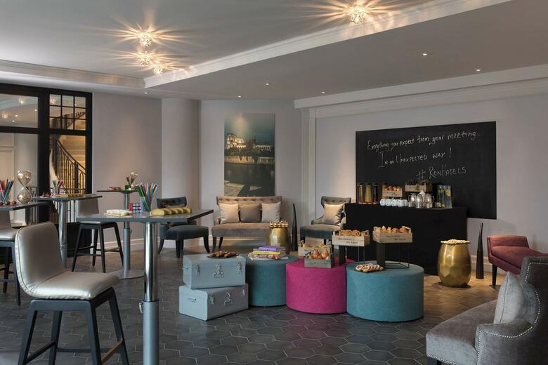 Hotel Renaissance Paris La Defense