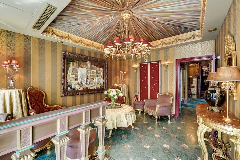 Hotel Villa Royale