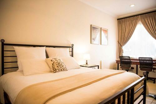 Bed & Breakfast Amohela Guesthouse