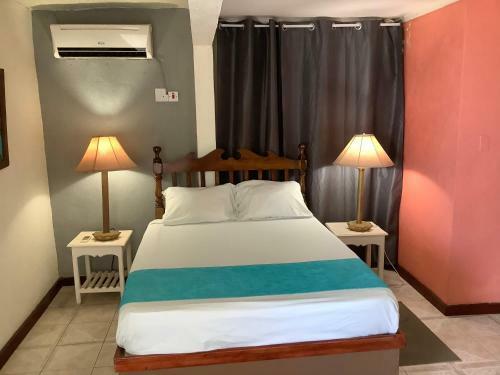 Cariblue Hotel & Scuba Resort