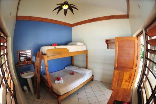 Hotel Hideaway Island Resort
