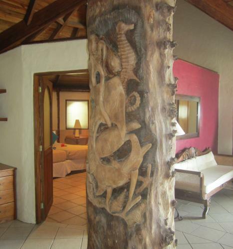 Hotel Hideaway Island Resort