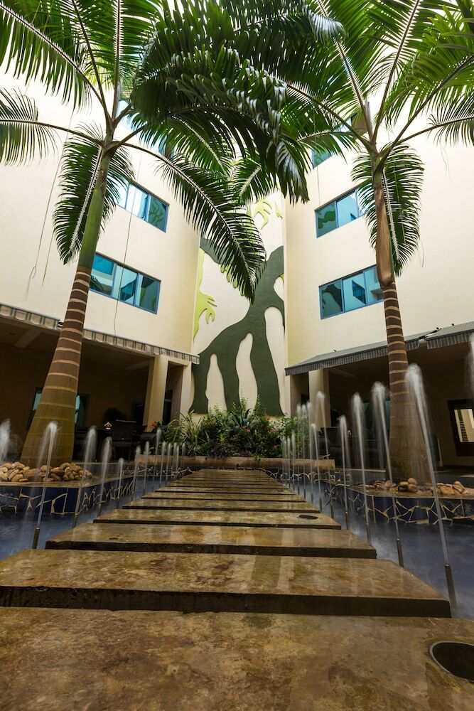 Best Western Premier Accra Airport Hotel