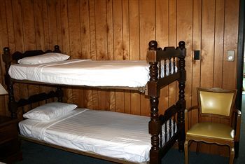 Hotel Chestnut Grove Resort