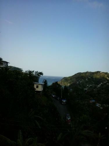Hostal Top Ranking Hill View Guesthouse