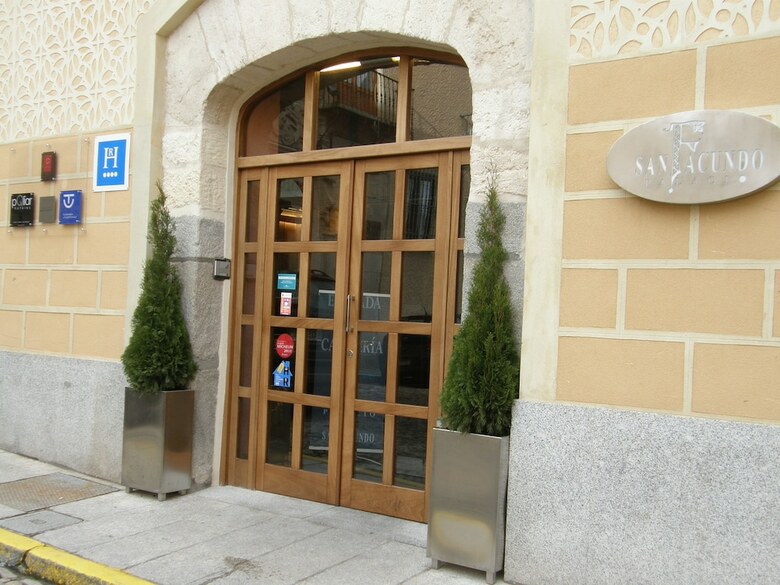 Hostal Palacio San Facundo