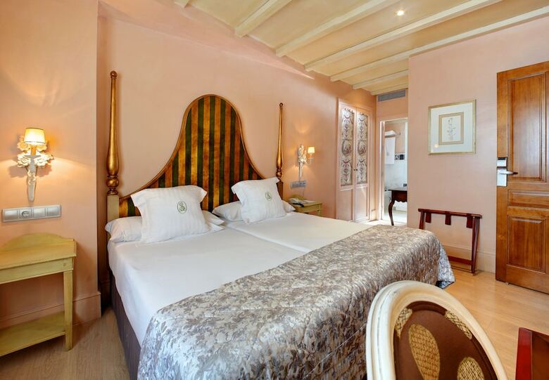Hotel Sacrist�a De Santa Ana