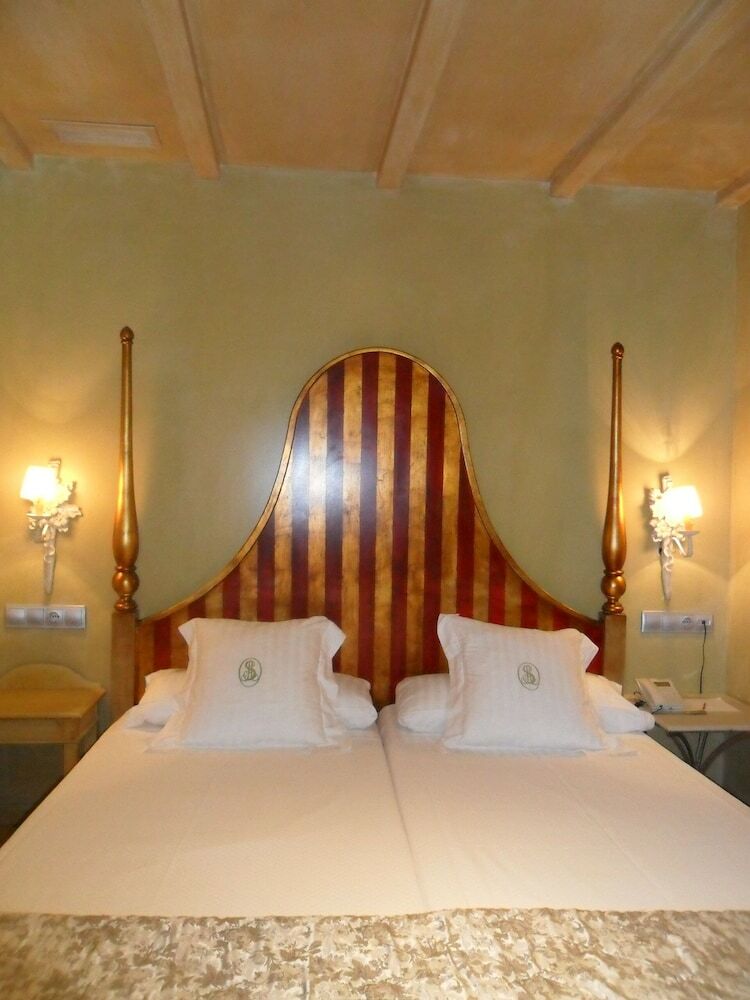 Hotel Sacrist�a De Santa Ana