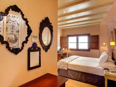 Hotel Sacrist�a De Santa Ana