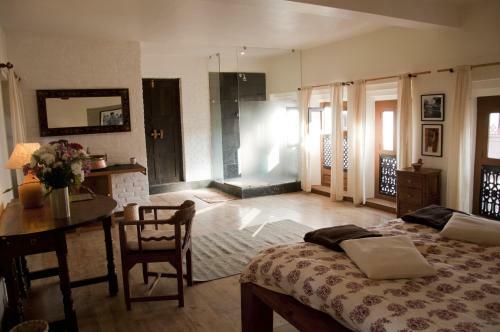 Hotel 3 Rooms By The Paulines