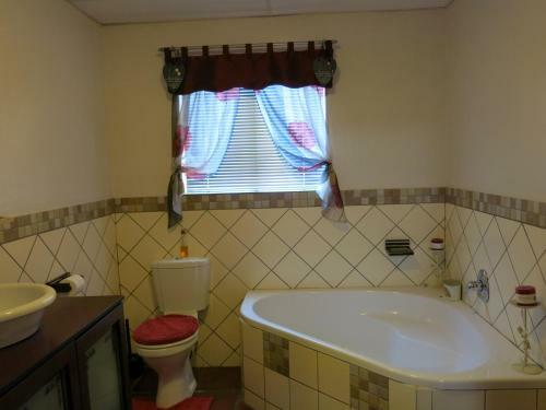 Hostal A Cherry Lane Self Catering And B&B