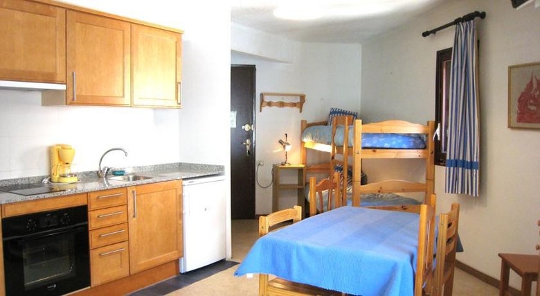 Apartamento Residencia Tres Estrelles Club