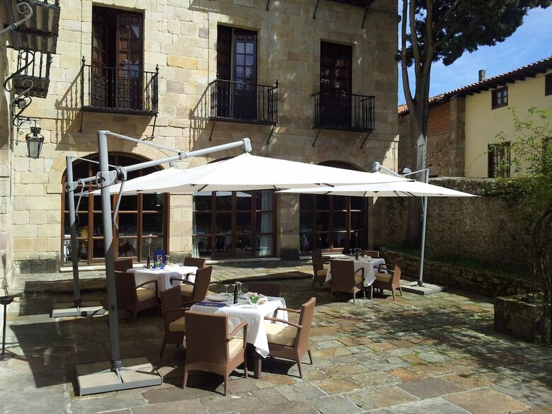 Hotel Parador De Santillana Gil Blas