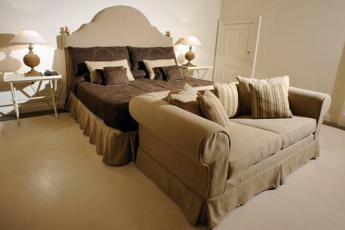 Hostal Castello Camemi