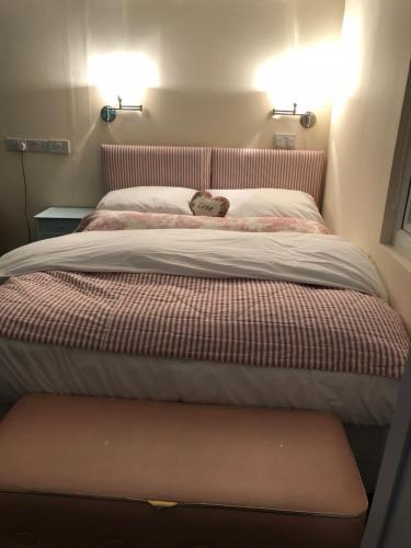 Kent House Bed And Breakfast