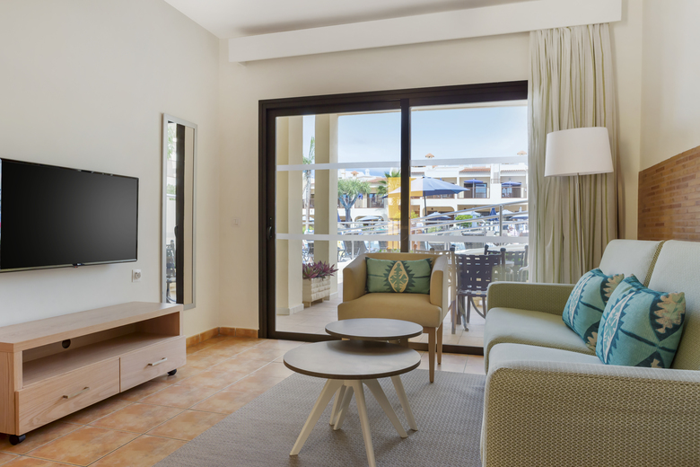 Apartamentos Royal Sunset Beach Club